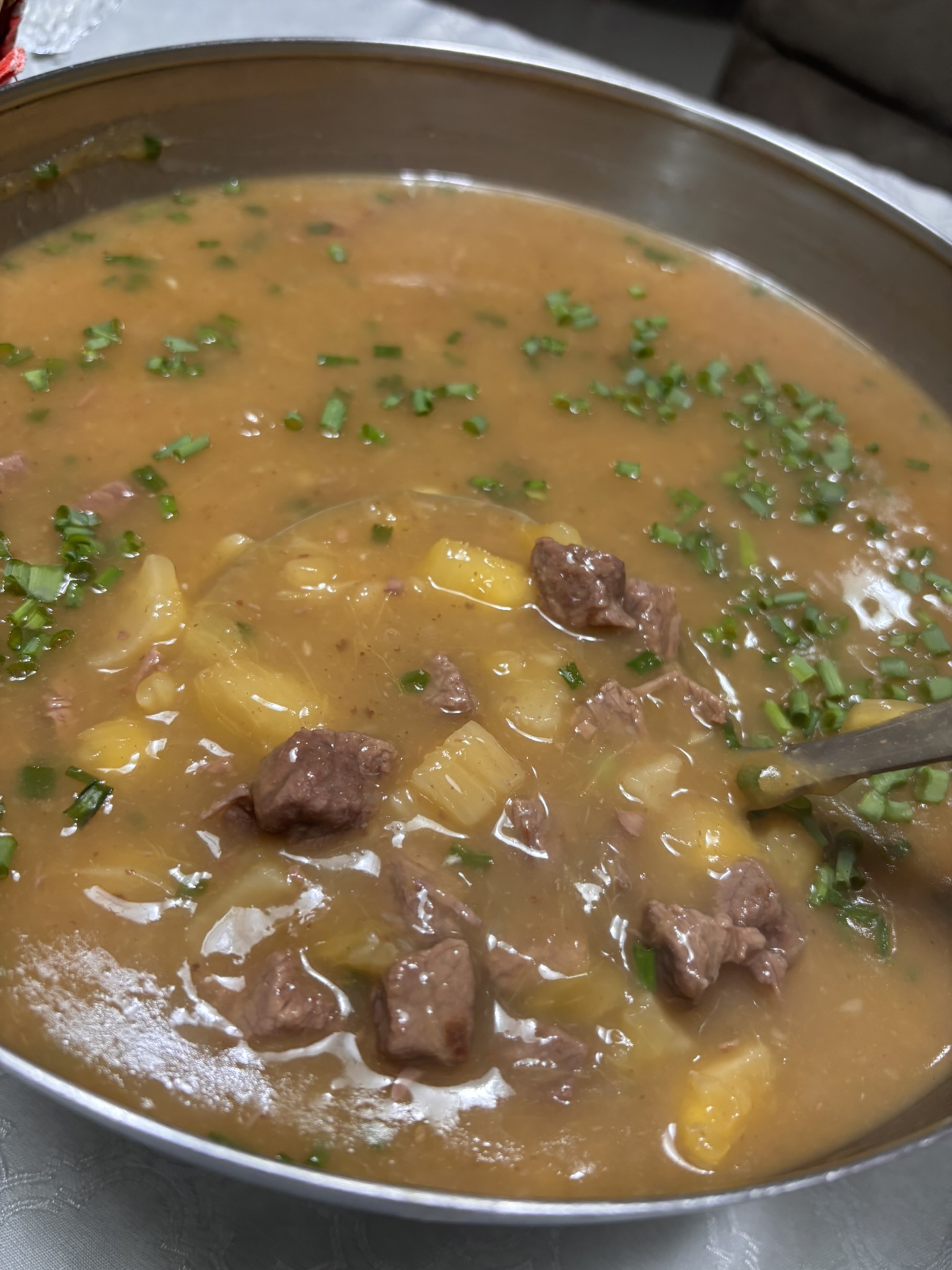Sopa de Carne com Mandioca